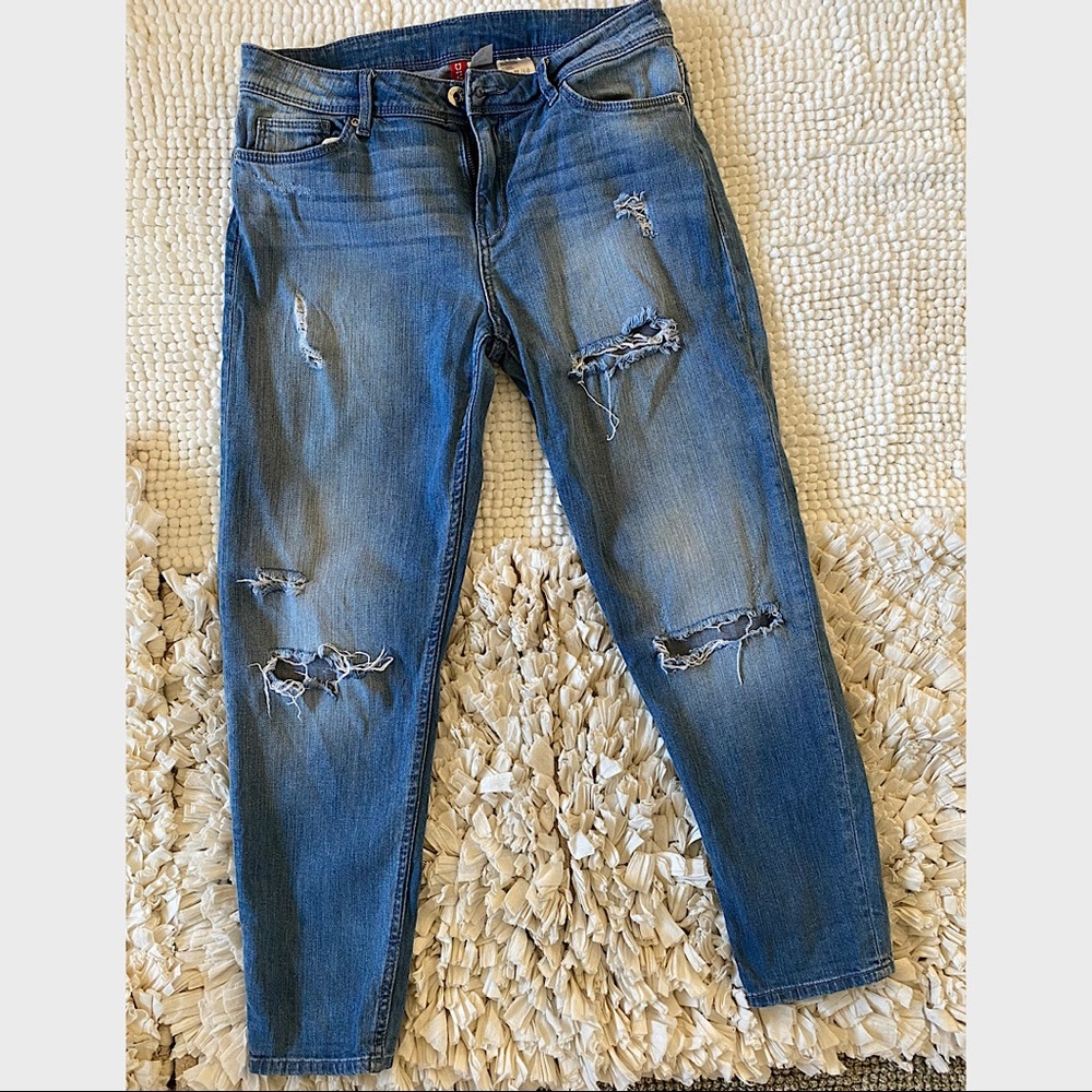 Capri Jeans - Picture 3 of 4